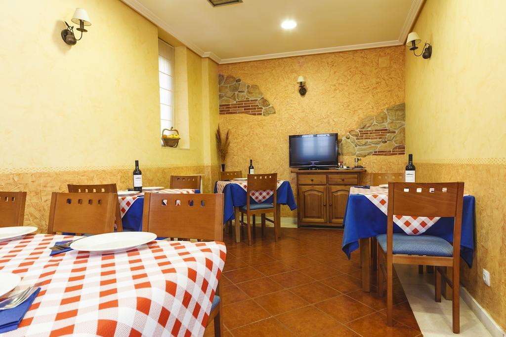 Hotel Rural La Consulta De Isar Bagian luar foto